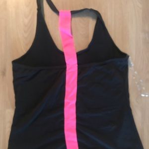 Workout tops (multiple colors)